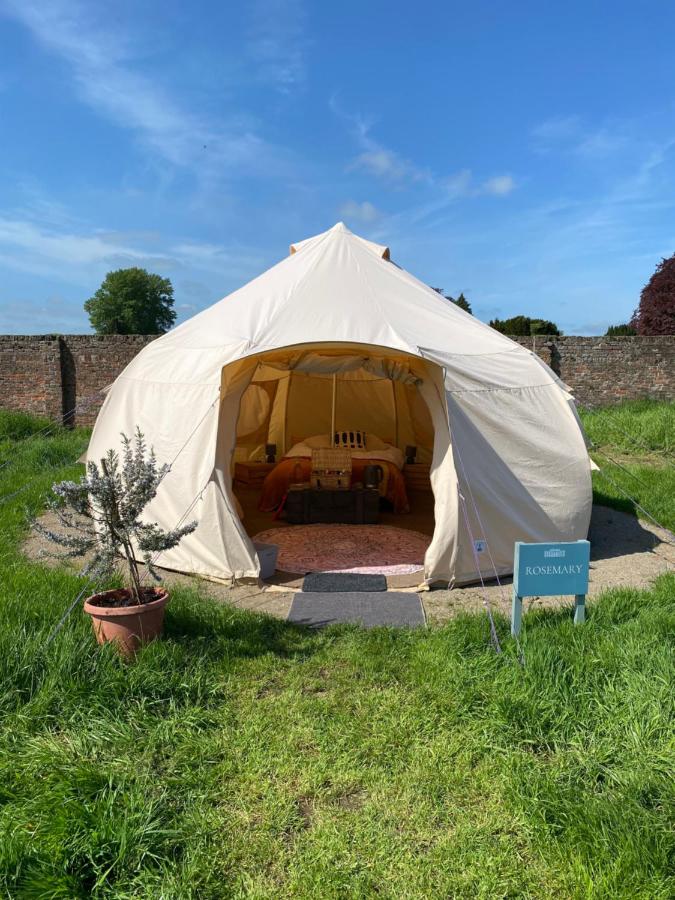 B&B Thirsk - Thirsk Hall Glamping - Bed and Breakfast Thirsk