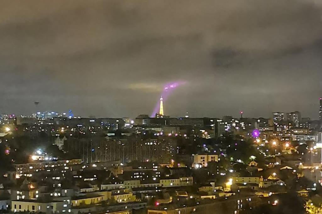 viewTower eiffel 1 ROOM PRIVATE no#2 colocation - B&B