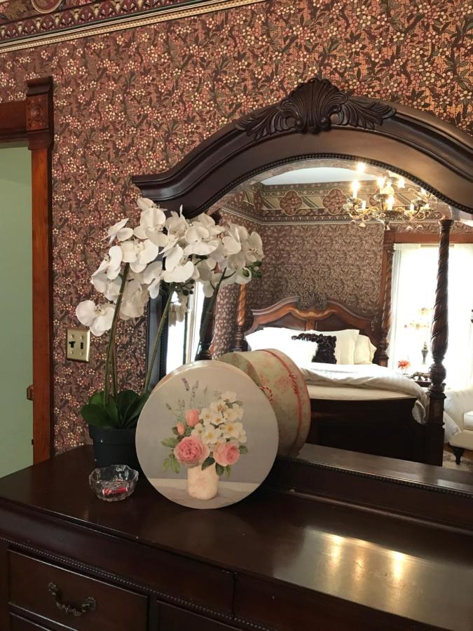 Tweepersoonskamer met een Eigen Externe Badkamer