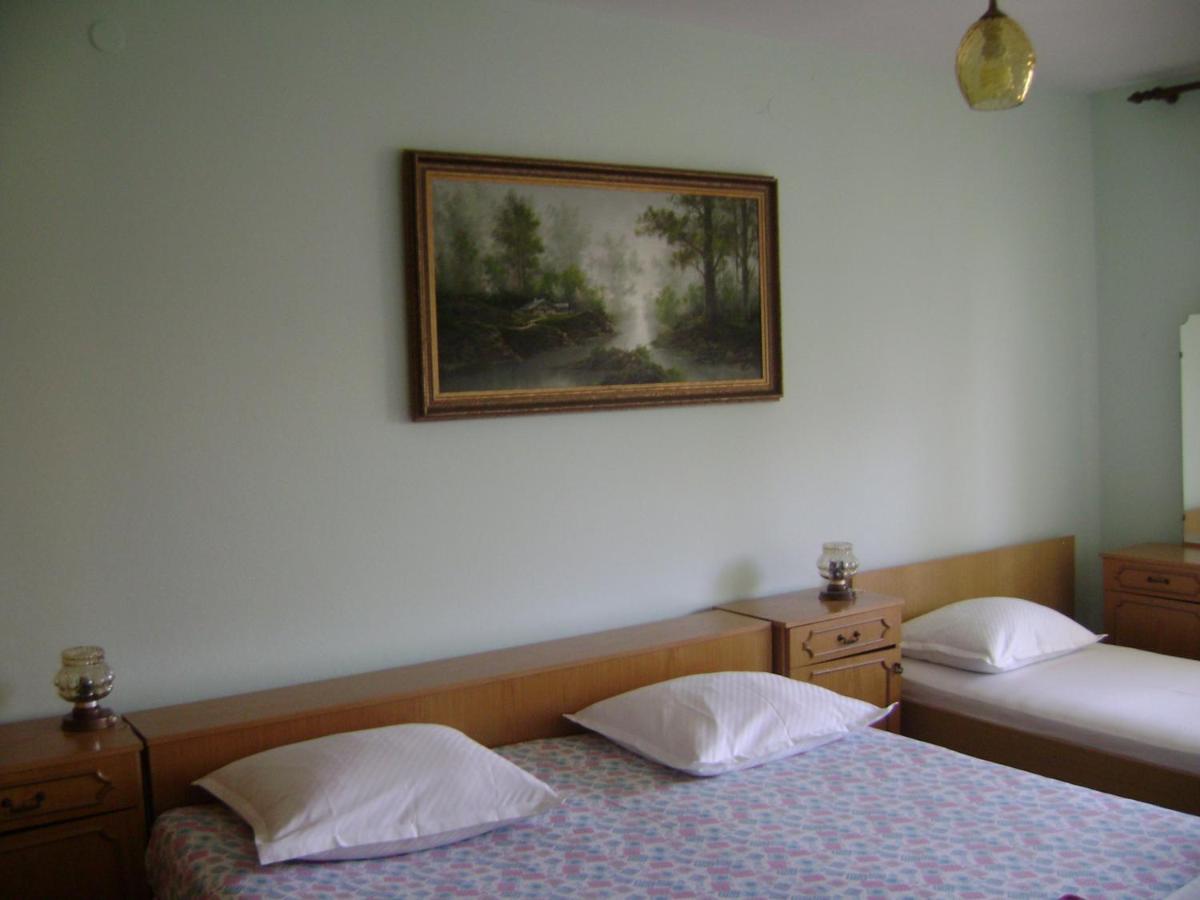 Doppelzimmer mit eigenem externen Bad