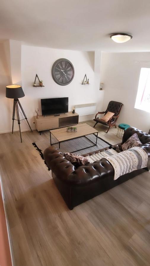T3 rénové en face des Thermes - Chambres d’hôtes