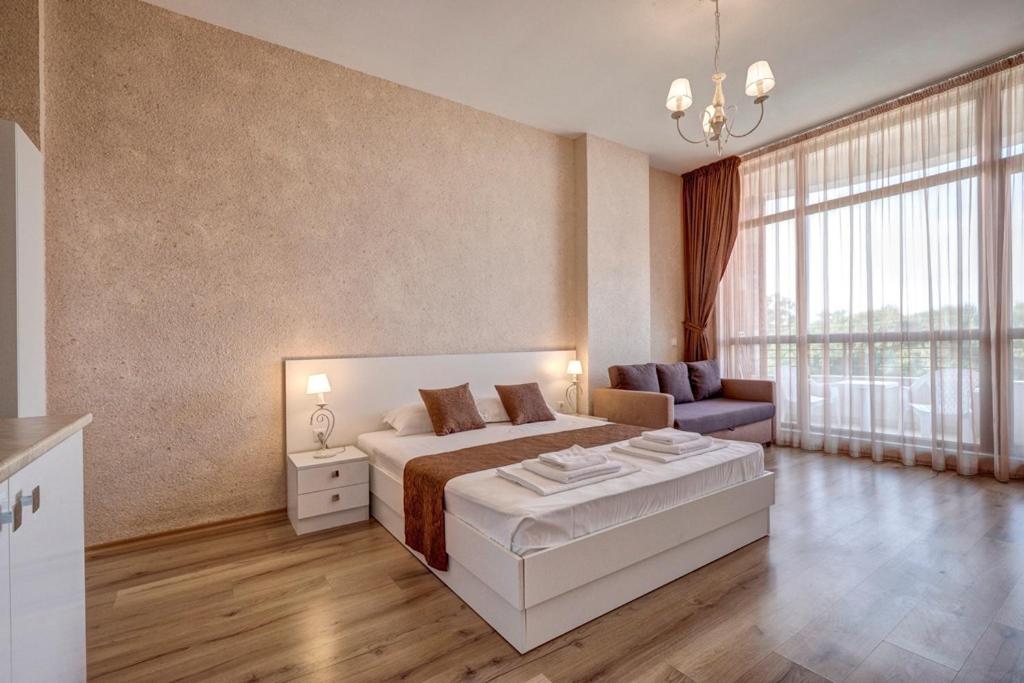 Studio 18 - B&B Shkorpilovtsi