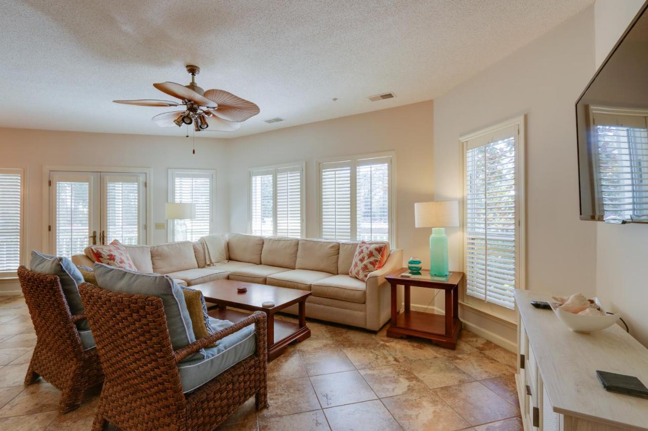 B&B Hilton Head - Hilton Head Condo with Wet Bar, Near Golf and Beach! - Bed and Breakfast Hilton Head