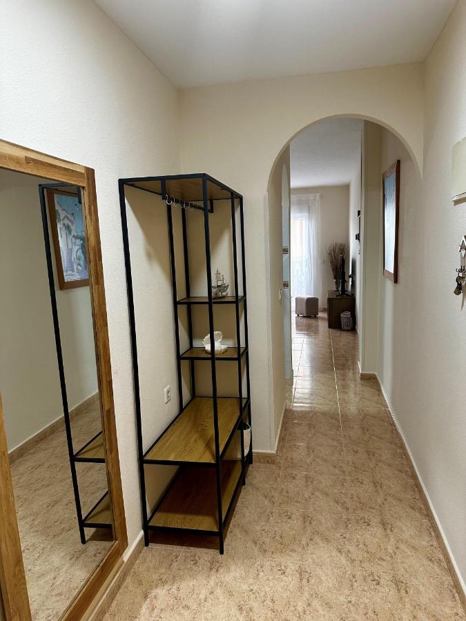 PMT14 - City apartment by the beach with pool - Chambres d’hôtes Torrevieja