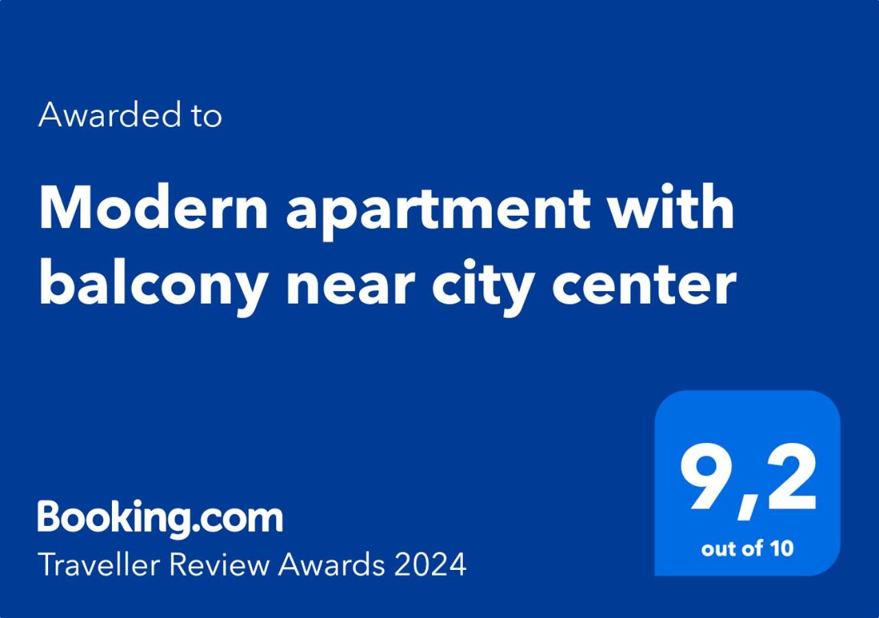 Modern apartment with balcony near city center - B&B Vienna