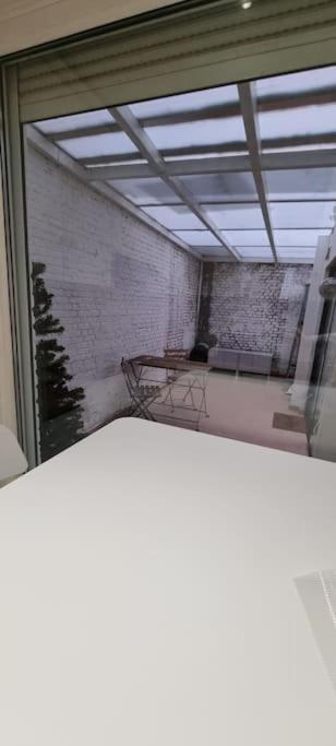 Worker's Lodge - 2 Bedrooms & Court yard - Antwerp Smooth Stays - B&B Anversa