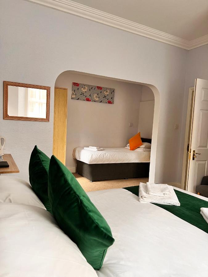 Familiekamer (2 Volwassenen + 2 Kinderen)