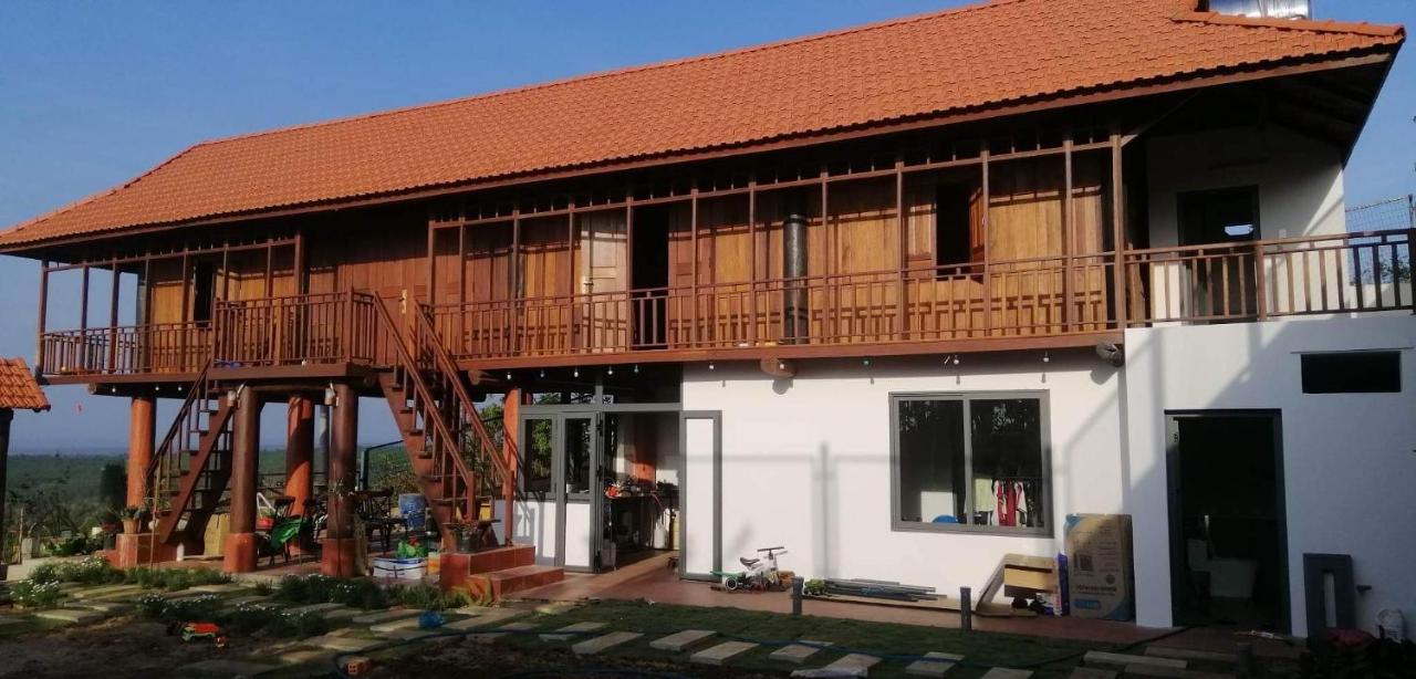 Homestay Lưng Đồi - B&B Buôn Dhă Prŏng