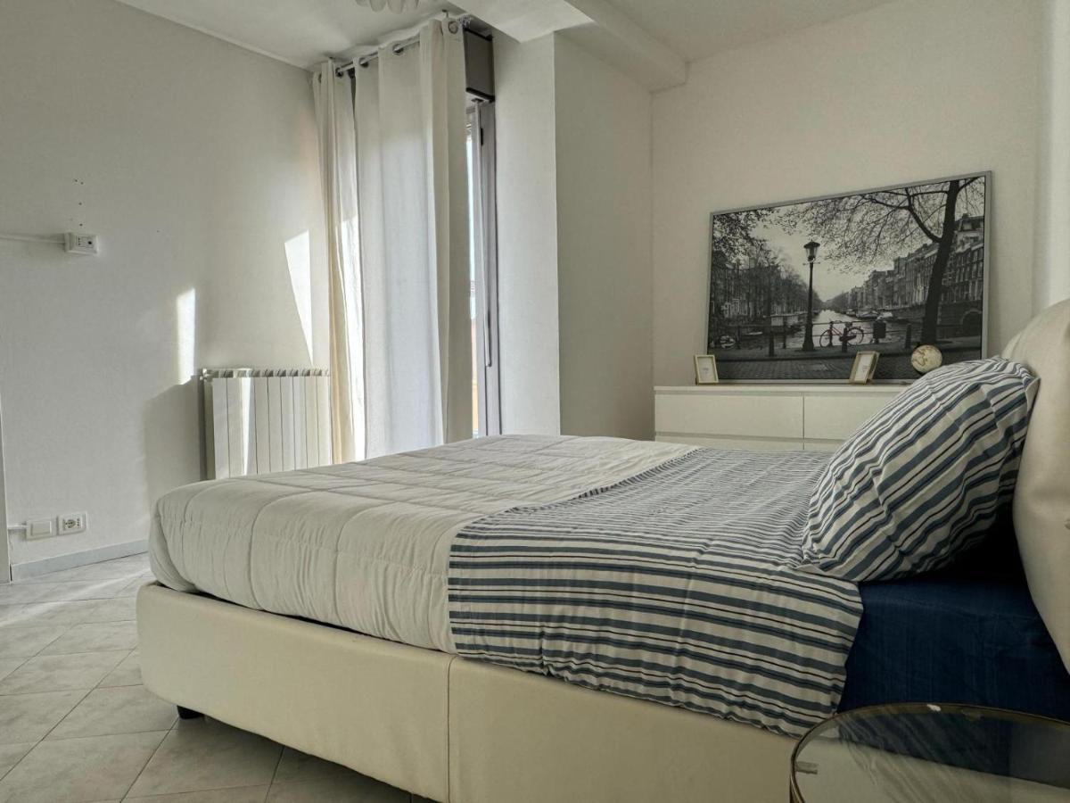 La Casa di Ale - Ferienwohnung Ceparana-Carpena