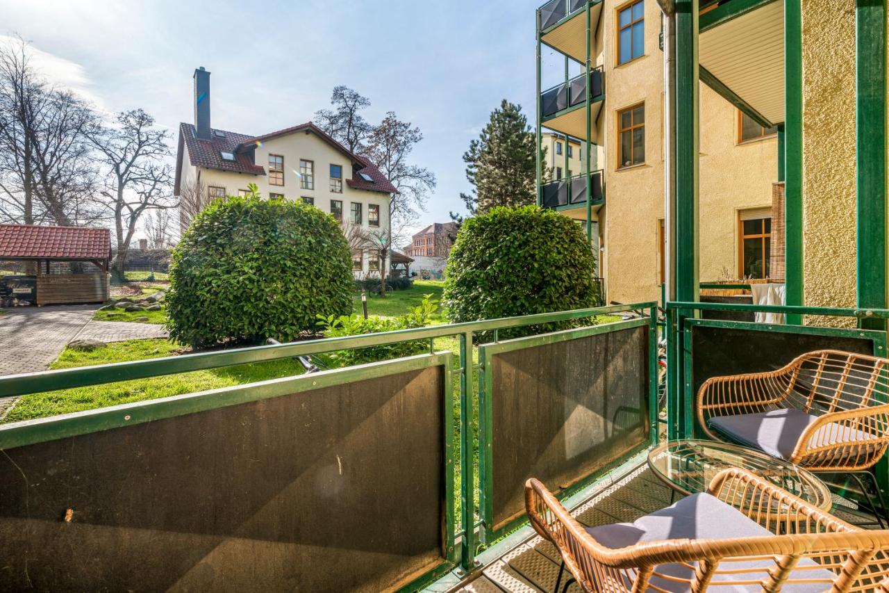 LeHaStays - Apartment Buckau 16-01 I Balkon I WLAN I SmartTV I Erdgeschoss - B&B Magdeburgo