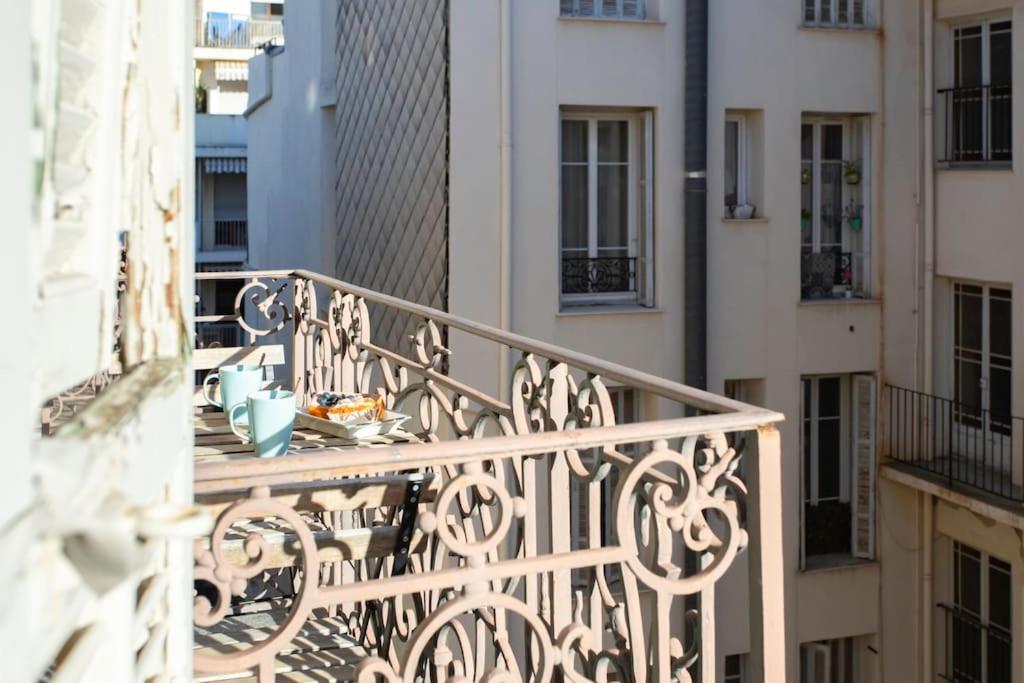 #21 2 Bdr balconies 10 mins walk to sea 5mins to tram - B&B Nizza