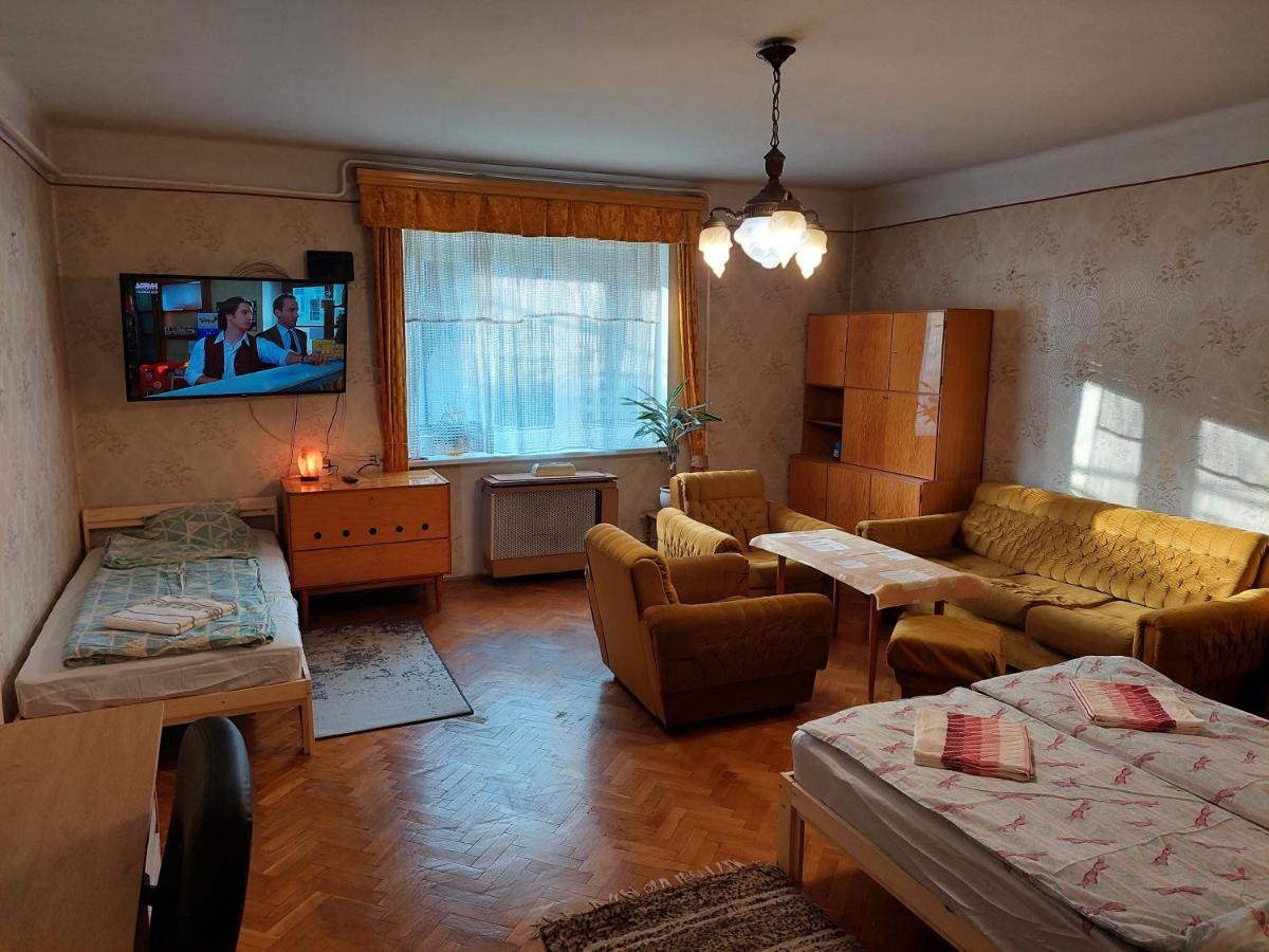 B&B Debrecen - Baross Apartman Debrecen - Bed and Breakfast Debrecen