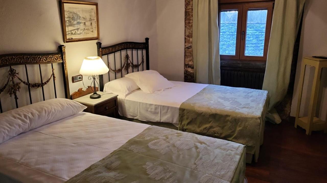 Zweibettzimmer