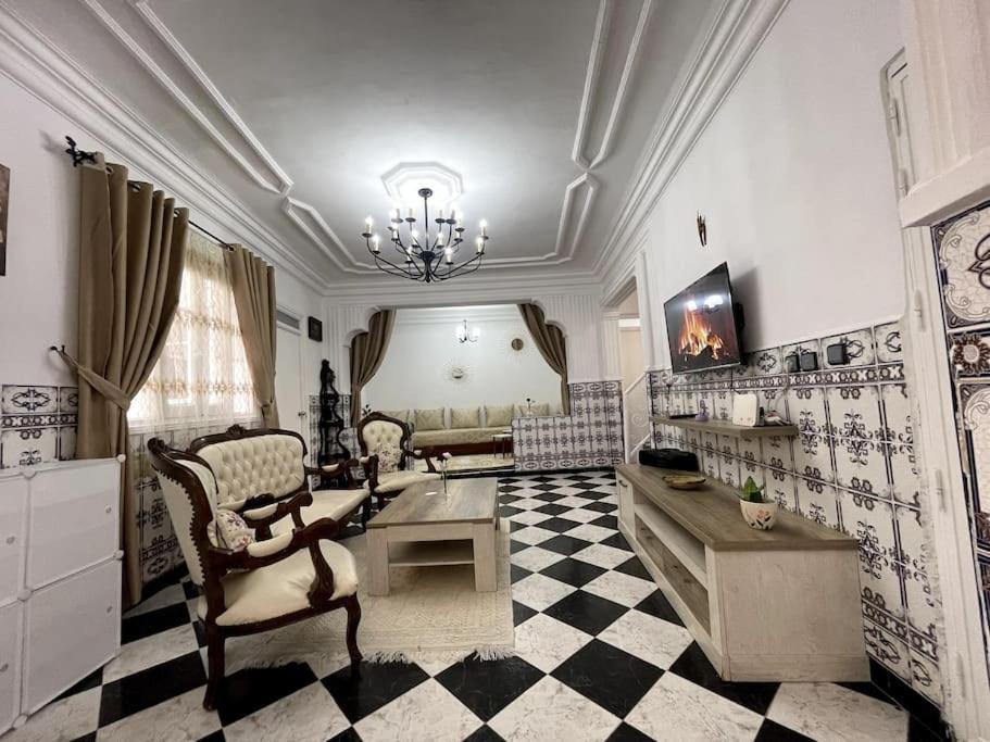 B&B Tétouan - belle Duplex with terrace and rooftop in the heart of medina - Bed and Breakfast Tétouan