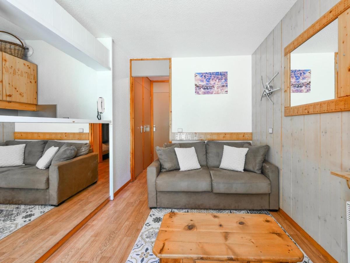 Appartement rénové 2 pièces, proche piste ski, parking inclus - FR-1-514-48 - Chambres d'hôtes Courchevel 1550