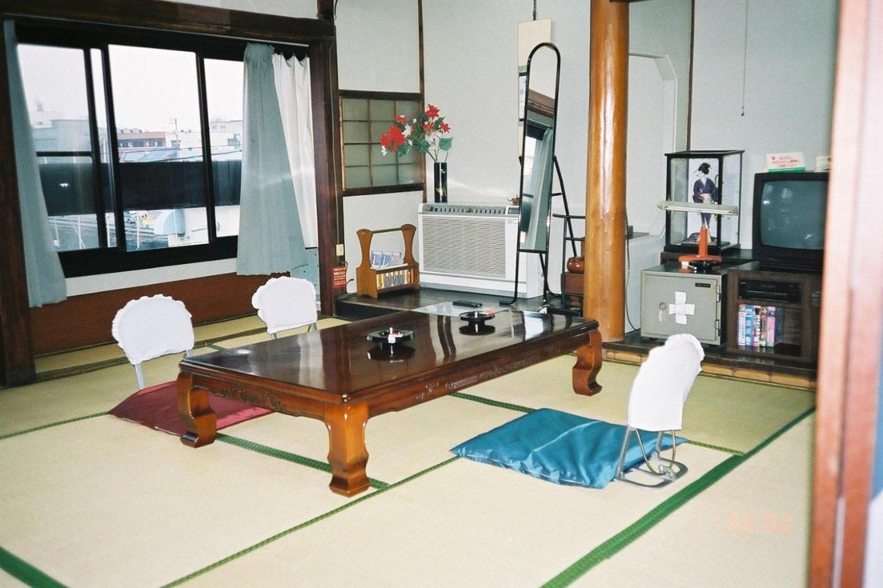Japanese-Style Triple Room with Shared Bathroom