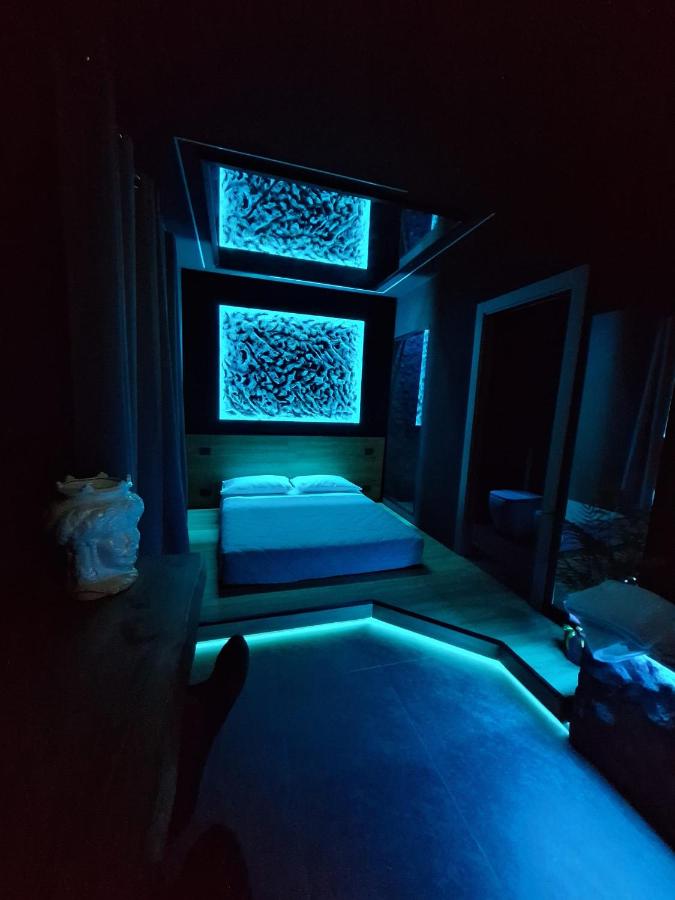 King Room with Spa Bath