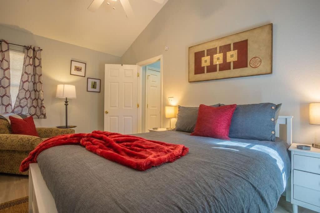 Sasquatch Lodge E Sleeps 13 - Ferienwohnung Gatlinburg