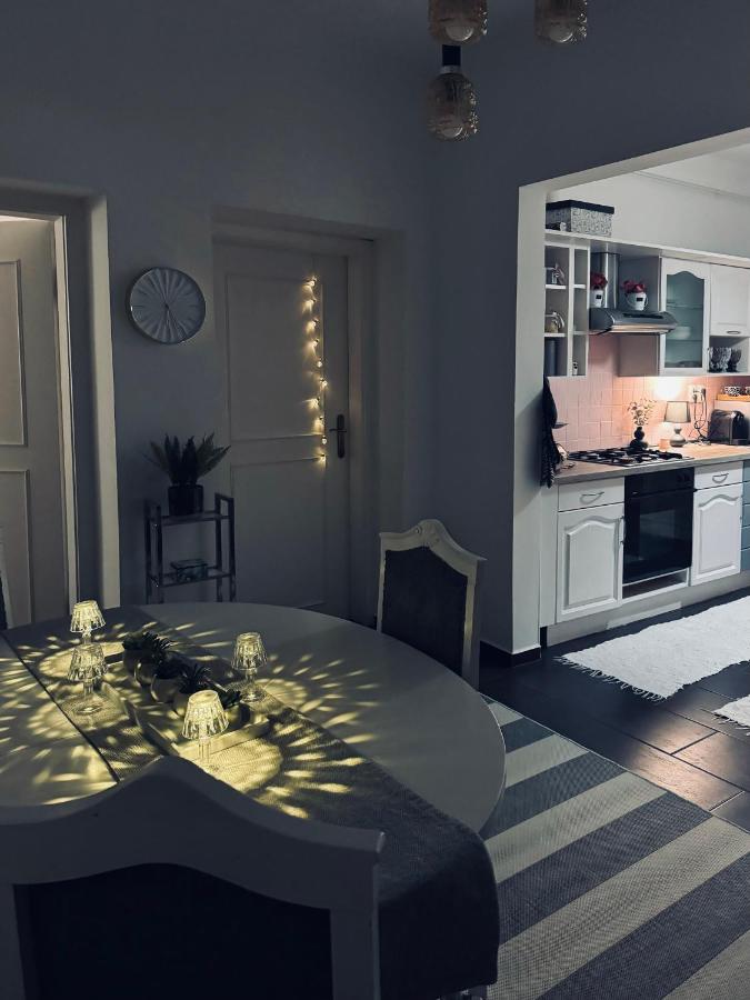 Apartman Classy Pécs - Bed and Breakfast Pécs