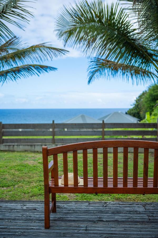 Villa Le Petit Prince - Vue sur Mer, Piscine - Bed and Breakfast Le Moule