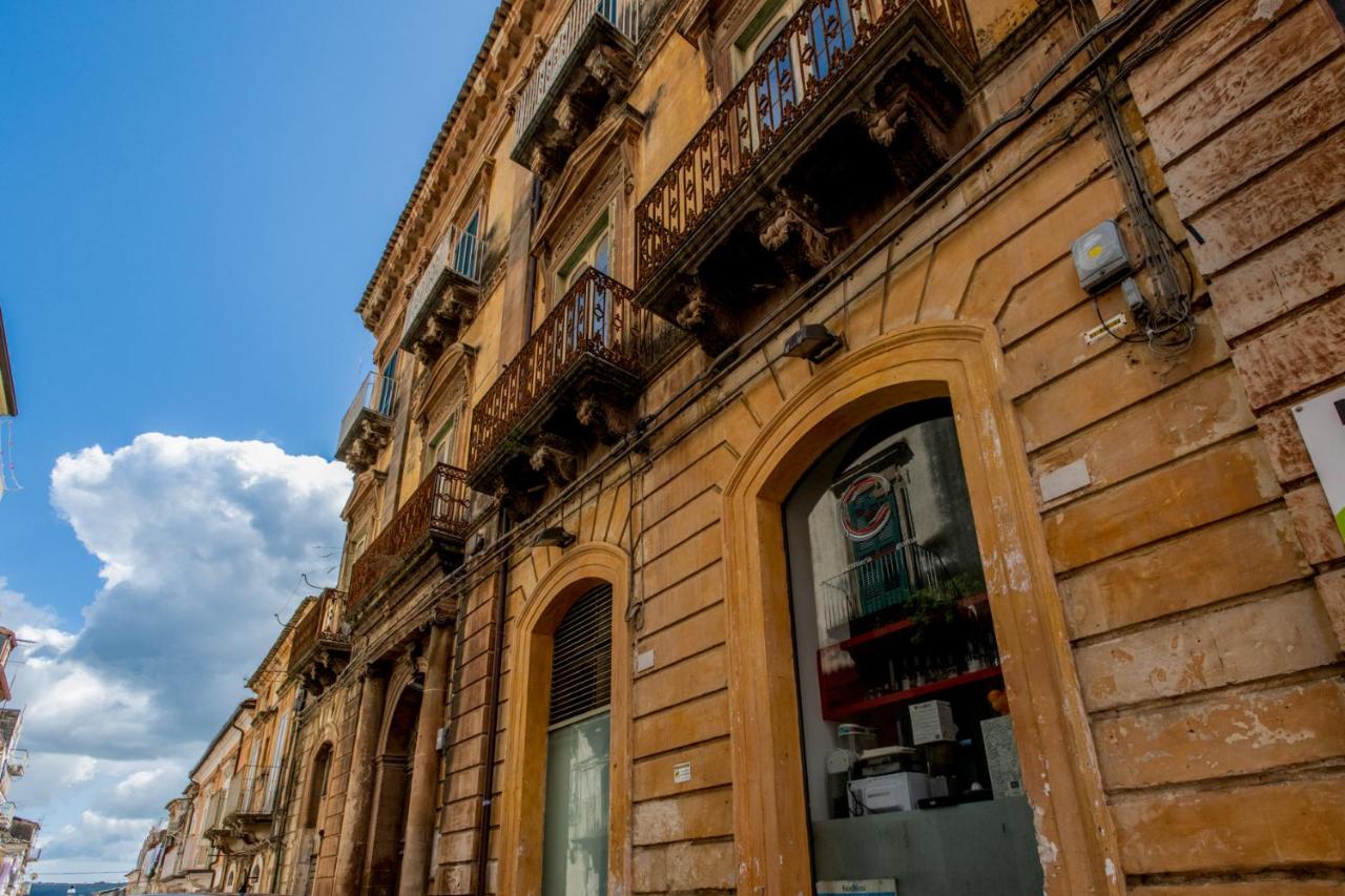 Palazzo D'Arte - Luxury Home - Ragusa Centro - Chambres d’hôtes Raguse