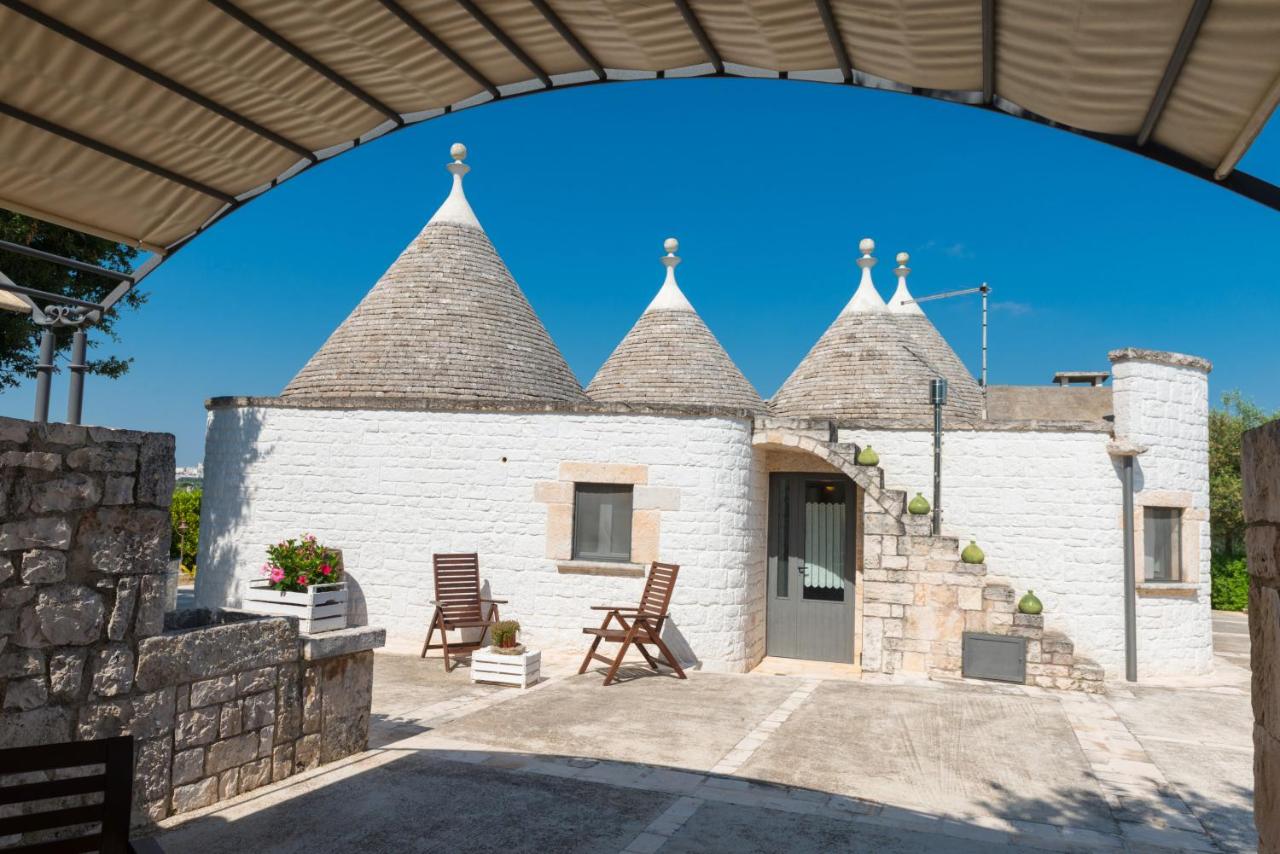 Trulli Albapetra - Authentic Trulli Stay with Private Pool and Panoramic View - Bed and Breakfast Locorotondo