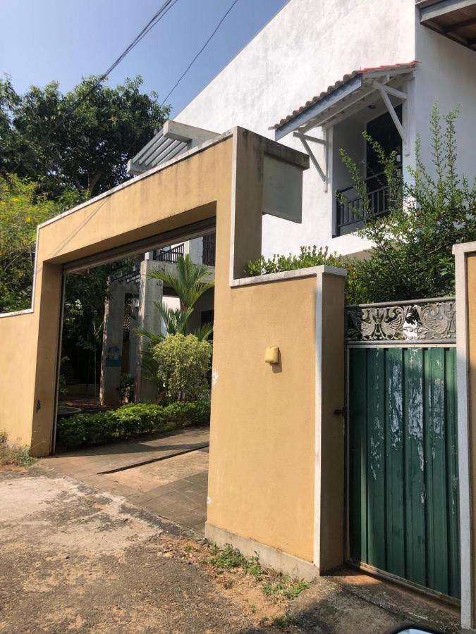 Whynot Apartment Hikkaduwa - B&B