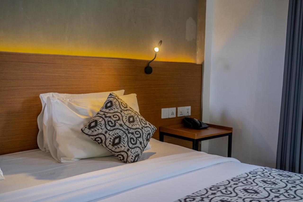 Deluxe Suite with Jungle View