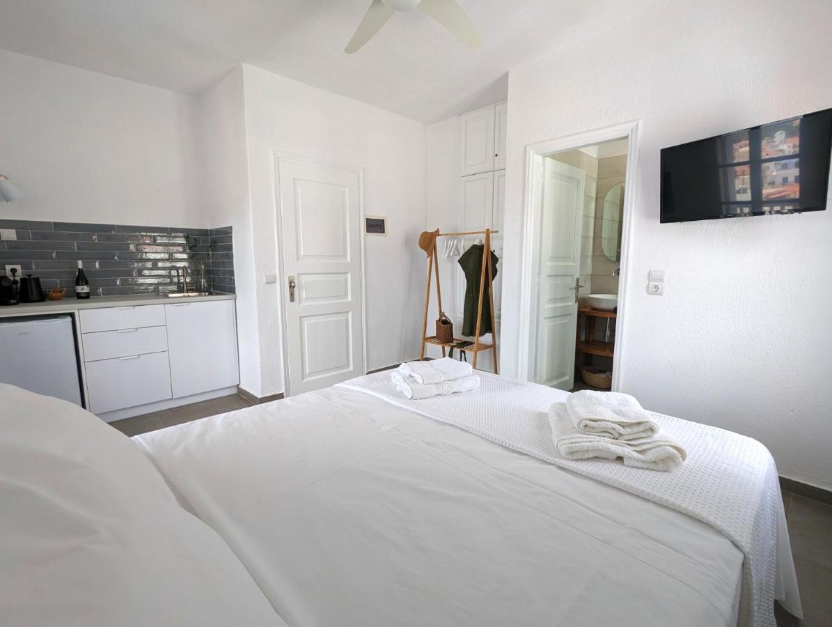 Doppelzimmer mit Balkon und Meerblick