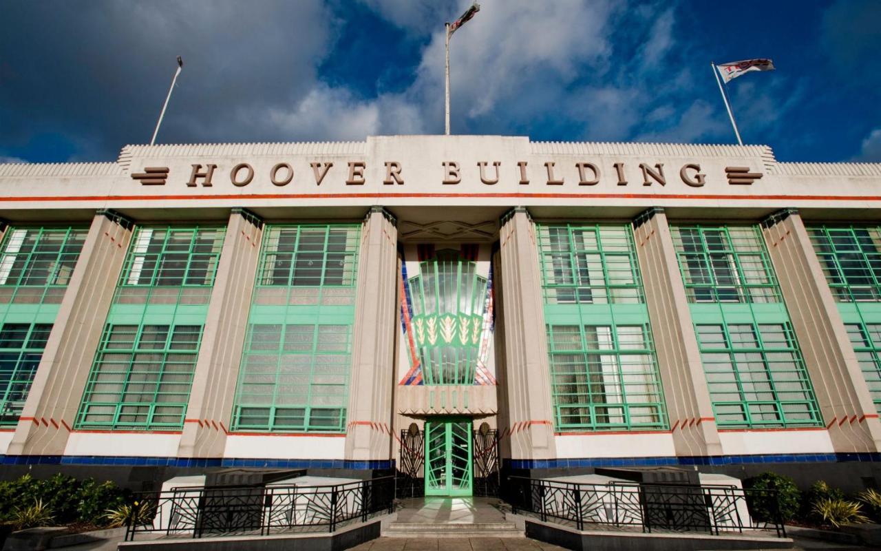 The Hoover Building by Artsy - B&B Londres