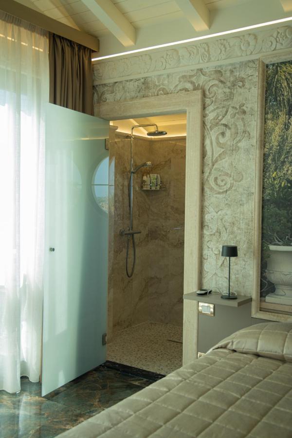 Chambre Lit Queen-Size Deluxe
