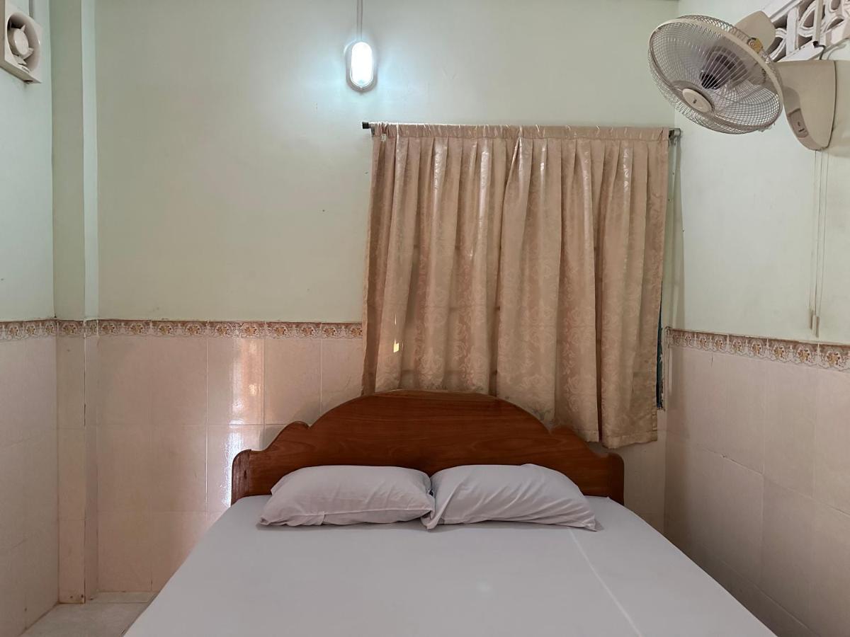 B&B Battambang - Palm Tree Quest House - Bed and Breakfast Battambang