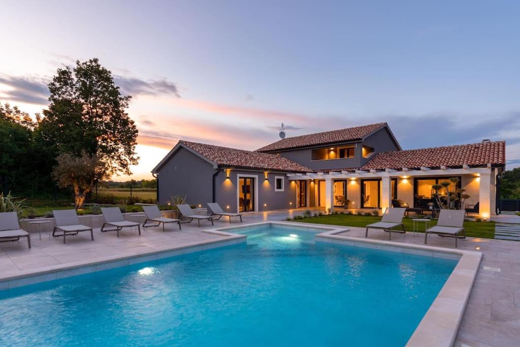 Villa Tre Olive by Istrialux - B&B Grandići