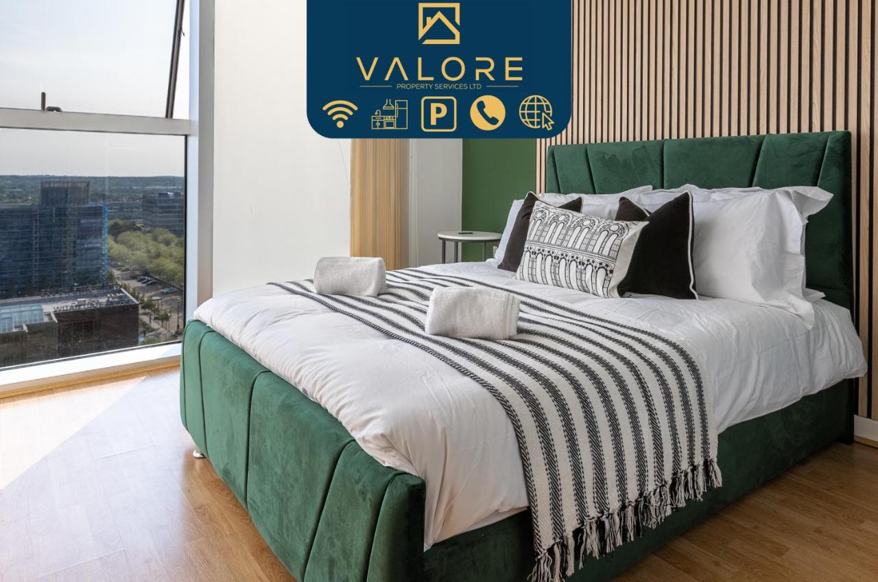 B&B Milton Keynes - Stunning 1-bed, Central MK, Free Parking, Smart TV By Valore Property Services - Bed and Breakfast Milton Keynes