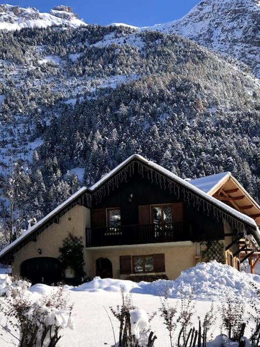 Chalet les 3 Pîtres - 10 personnes - Pelvoux Les Ecrins - B&B