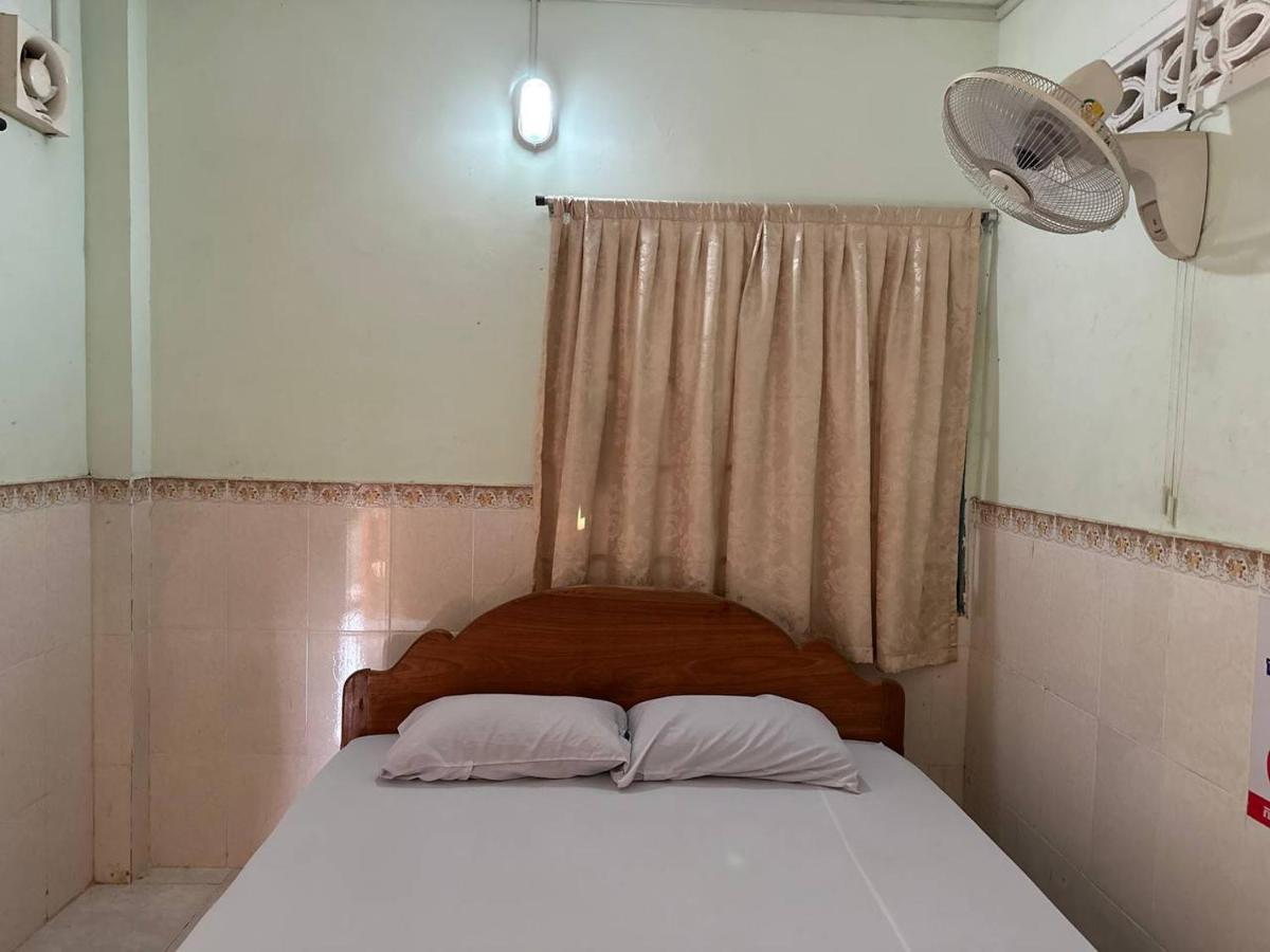 B&B Battambang - Palm Tree Quest House - Bed and Breakfast Battambang