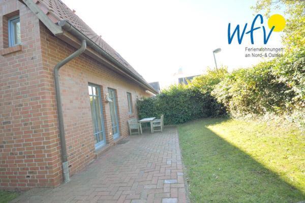 Ferienhaus Friesenblick Ferienwohnung 2 - Bed and Breakfast