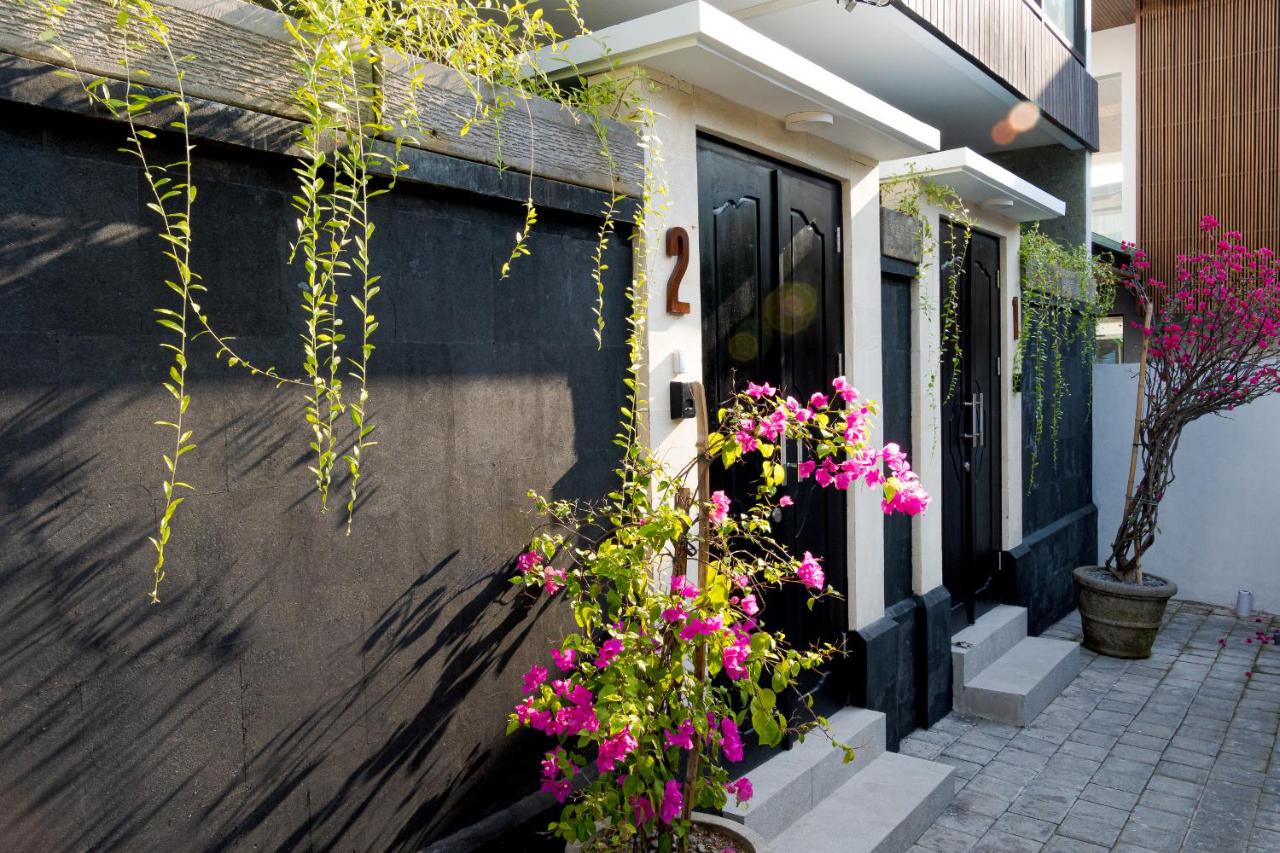 Sunny Village Batu Bolong - B&B