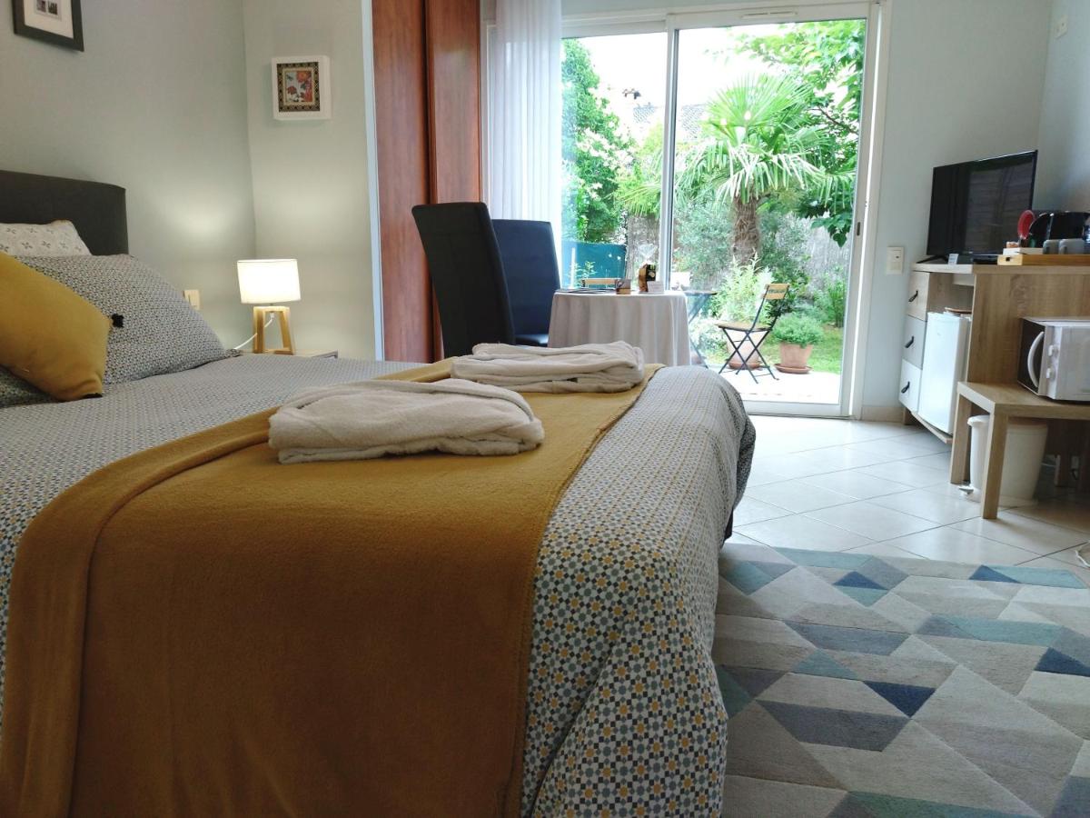 Doppelzimmer mit Gartenblick