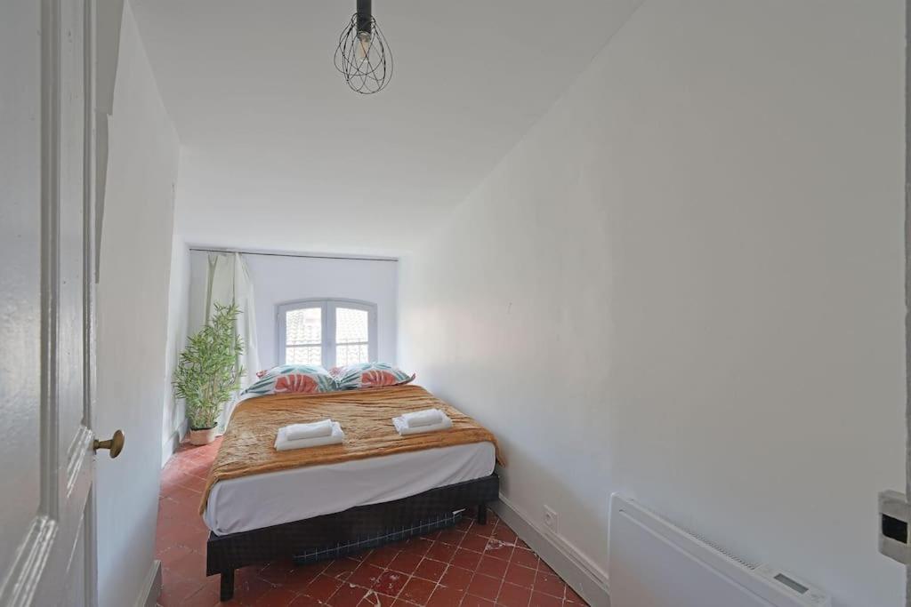 Brugnotte - Wi-Fi - Proche THEaTRES - B&B