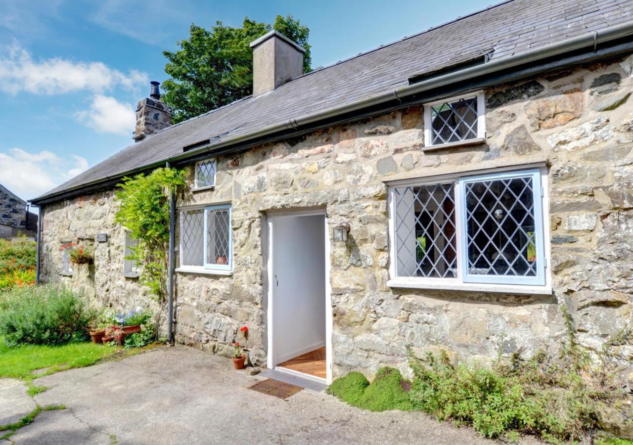 B&B Dolgellau - Crown Cottage - Bed and Breakfast Dolgellau