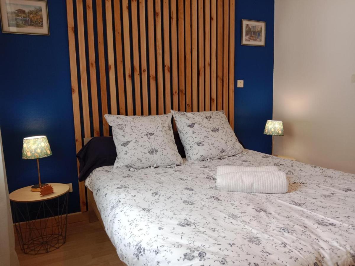 Maison rénovée proche Vichy : 3 chambres, cour fermée, tout inclus, idéal curistes et activités naturelles - FR-1-489-481 - B&B