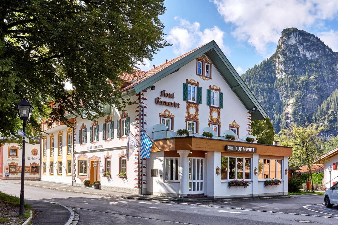 Zum Turm - Apartments und Gästezimmer - B&B Oberammergau