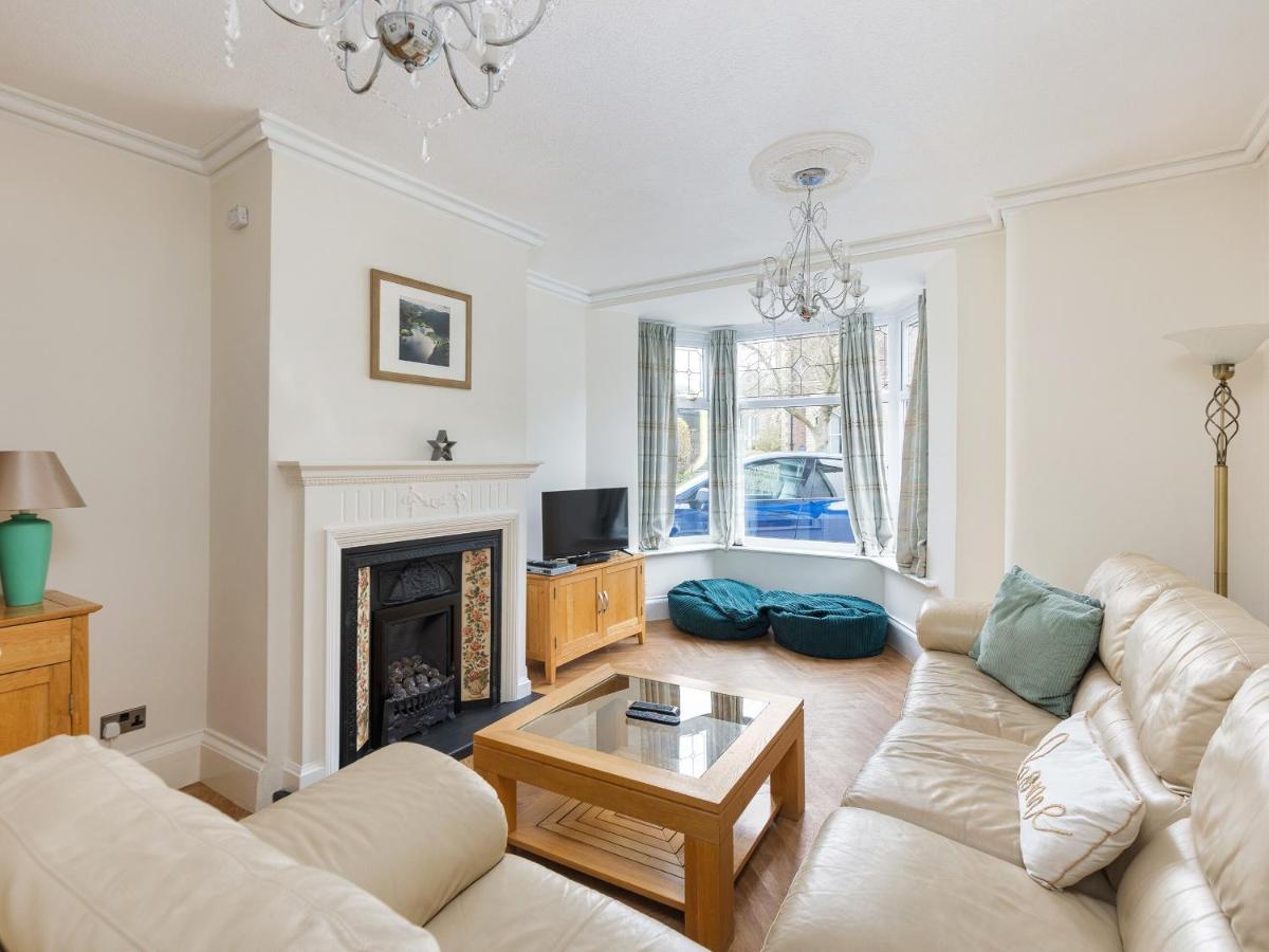 B&B Lytham St Annes - Mulberry House - Bed and Breakfast Lytham St Annes