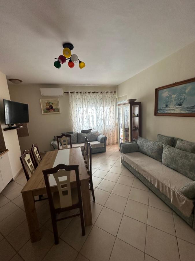 B&B Durrës - Erind's apartment,Pampas - Bed and Breakfast Durrës