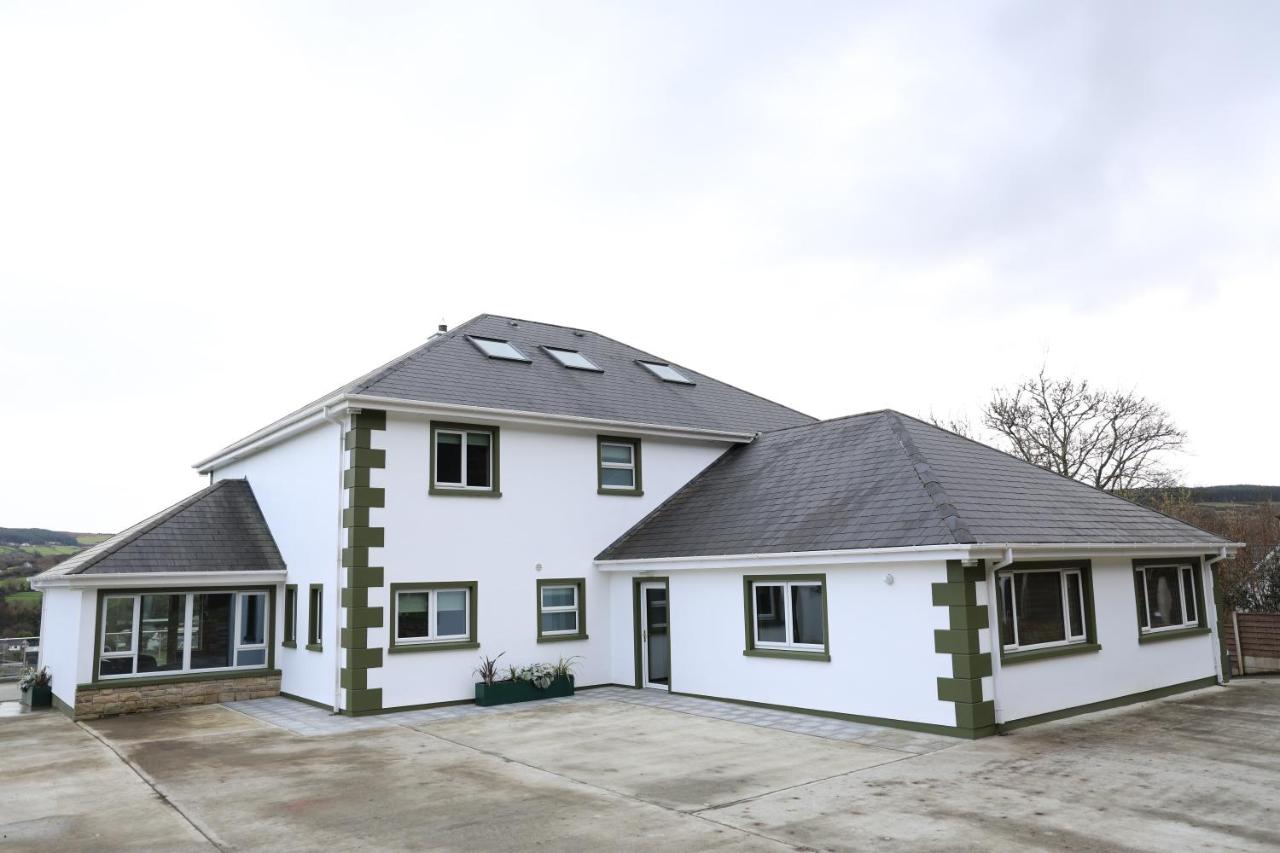 Up Yonder House - 6 Bedroom Family Guesthouse - B&B