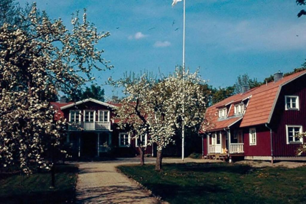 Sörgården - hyr hela gården! (2-35 personer.) - B&B Köping