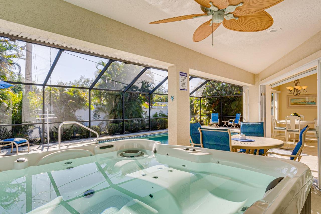 Beachy Port Charlotte Home with Hot Tub and Pool! - B&B