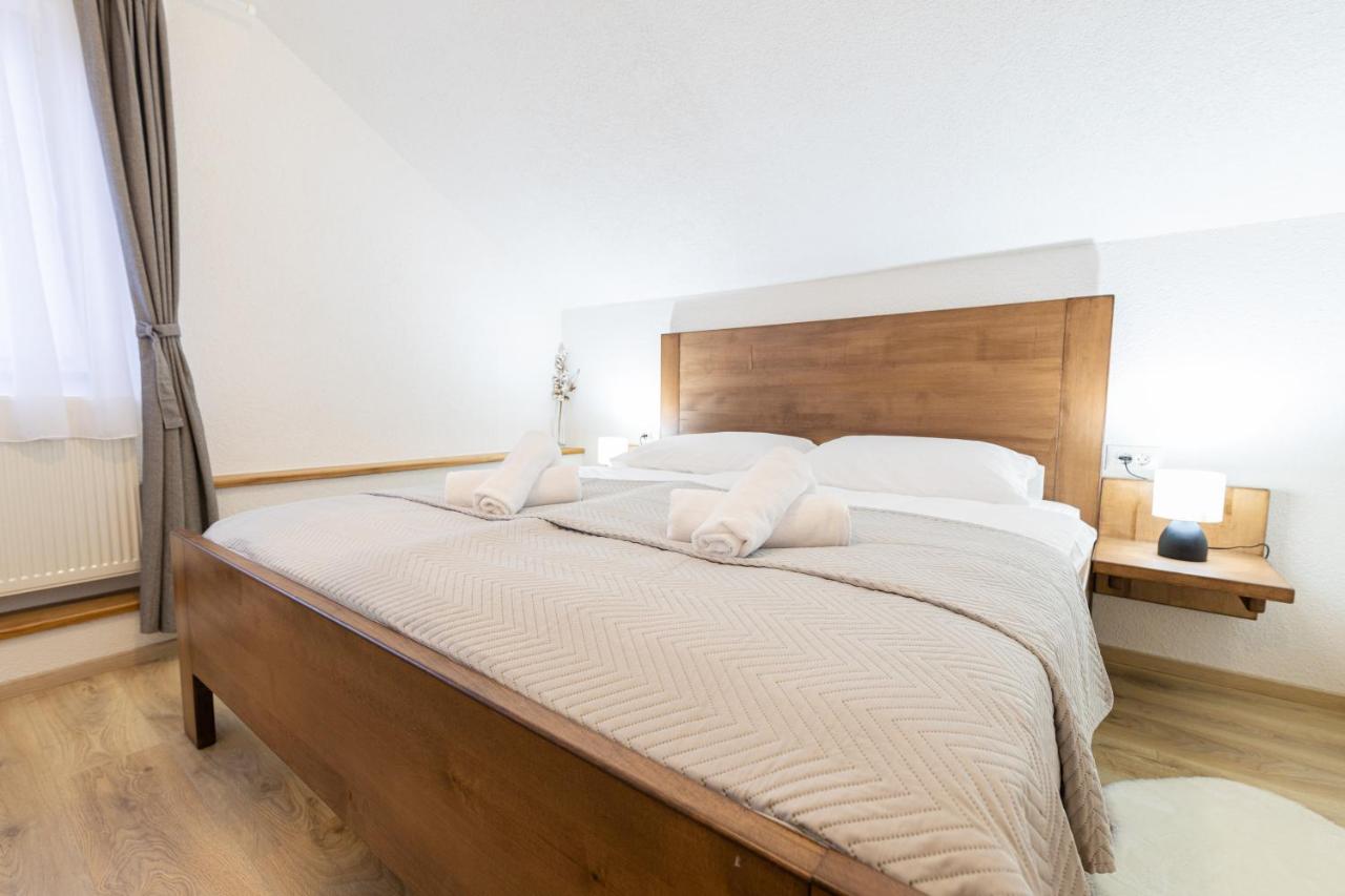 Apartmani Velebit - B&B Krasno Polje