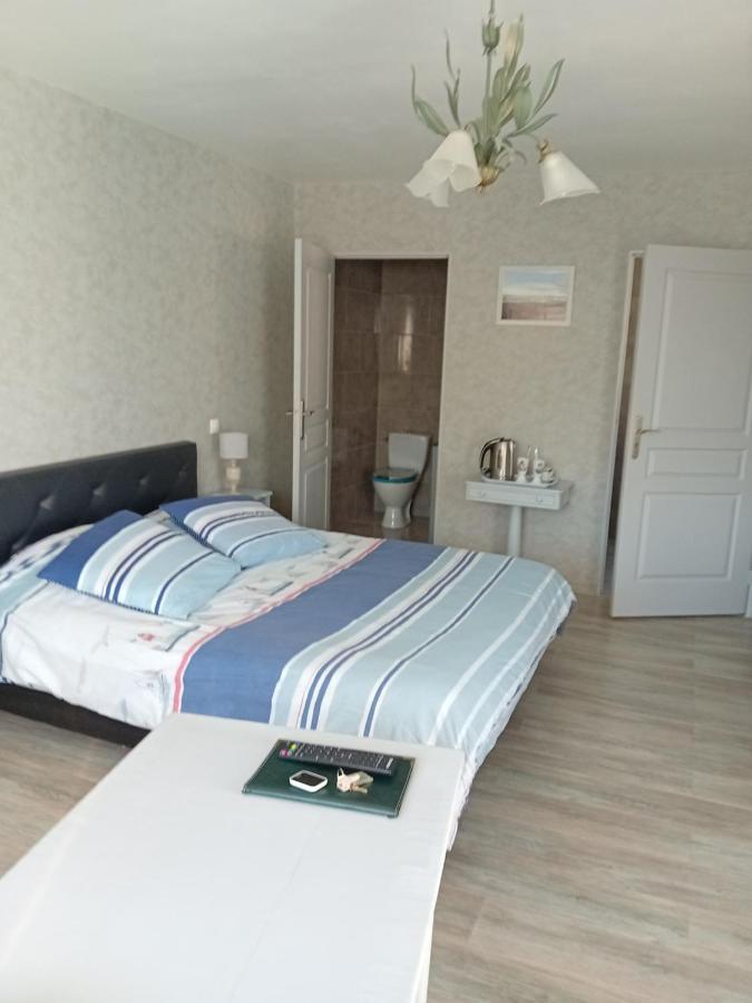 Chambre Triple avec Terrasse